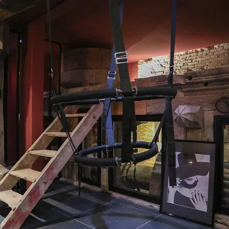 Le Moulin Des Plaisirs Atypical Sm Experience アパート Wentzwiller